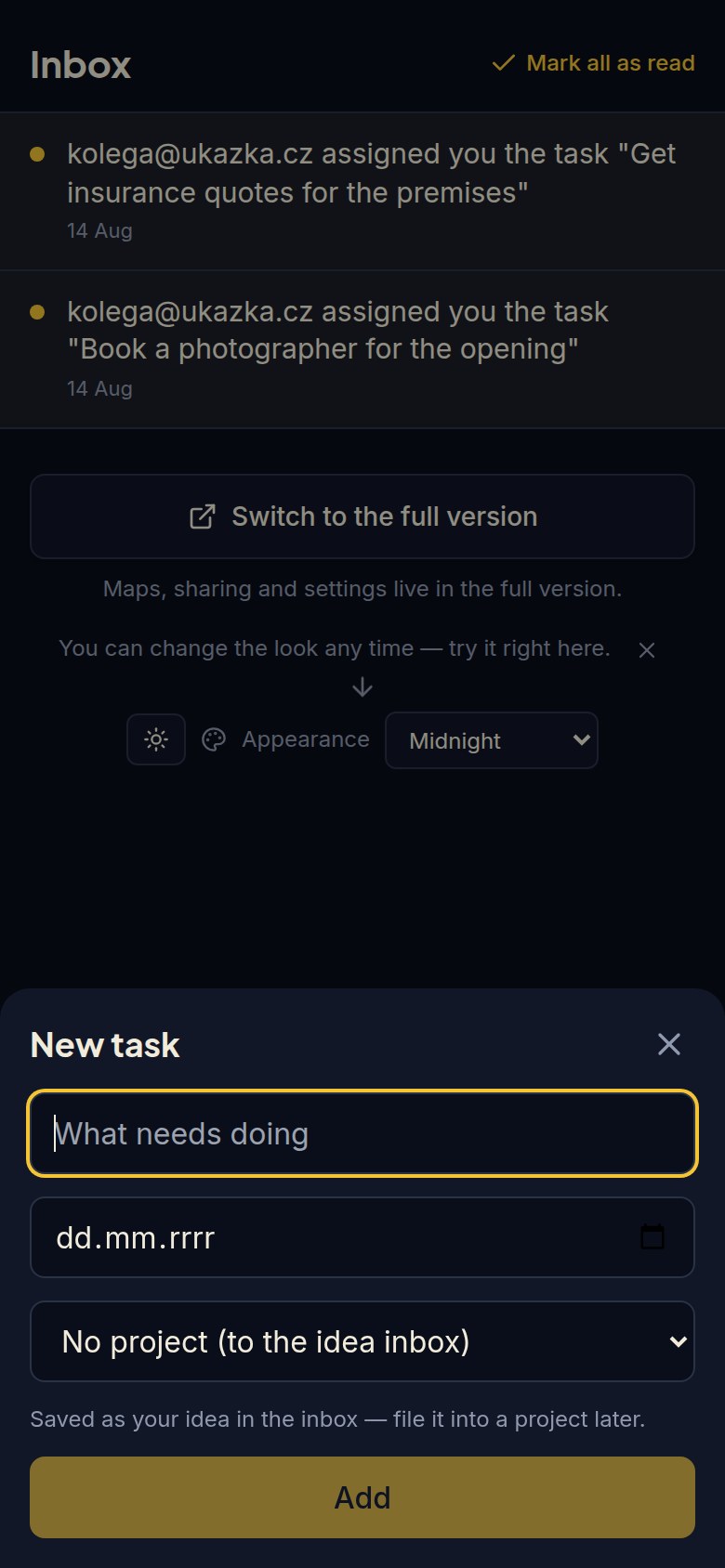 The New task dialog in the simplified view: what needs doing, a due date and a project picker